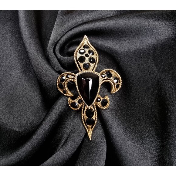 Rare Find Vintage 1960s BSK Signed Fleur-De-Lis Black & Gold Brooch - Picture 1 of 5